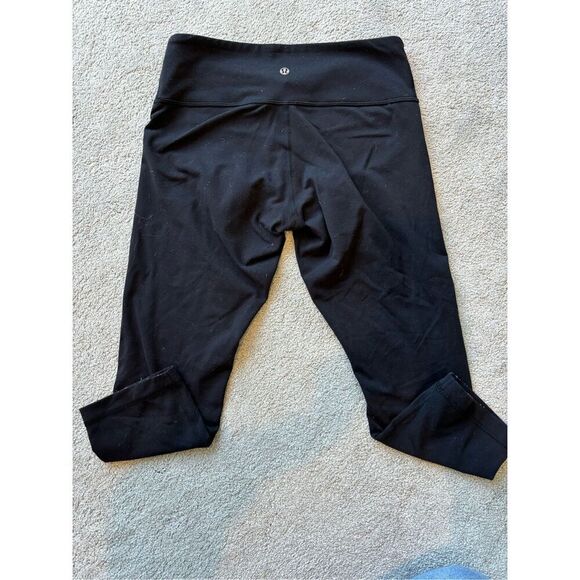 LULULEMON high rise crop 21” legging, $68 - Picture 6 of 7